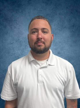 Staff member Mike Ellis from ID_4105bc