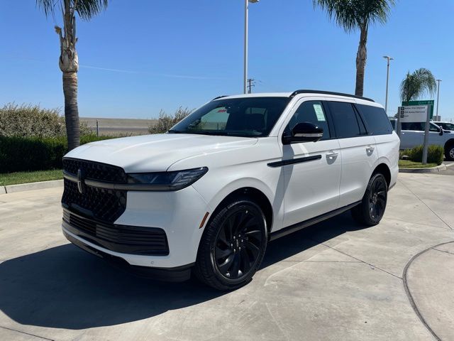 2026 Lincoln Navigator Reserve 4WD's photo