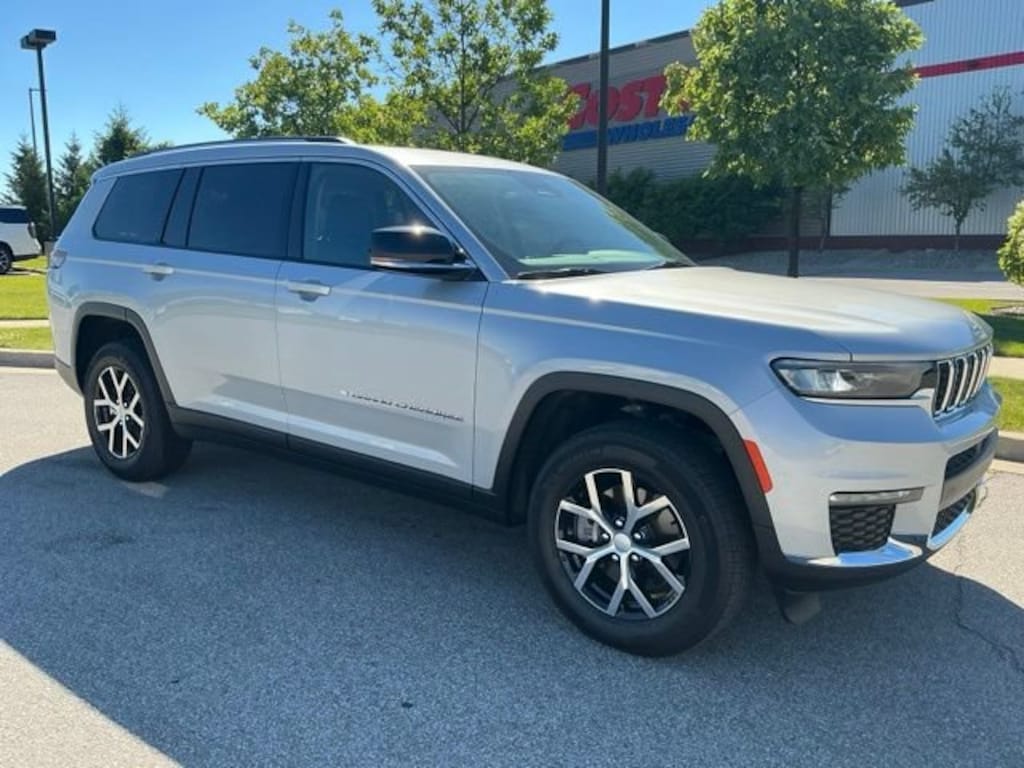 Used 2023 Jeep Grand Cherokee L Limited