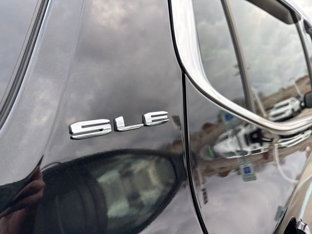 2021 Gmc Acadia SLE photo 2