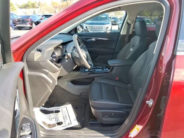 2023 Buick Envision Essence photo 2