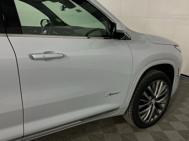 2026 Buick Enclave Avenir - Photo 9