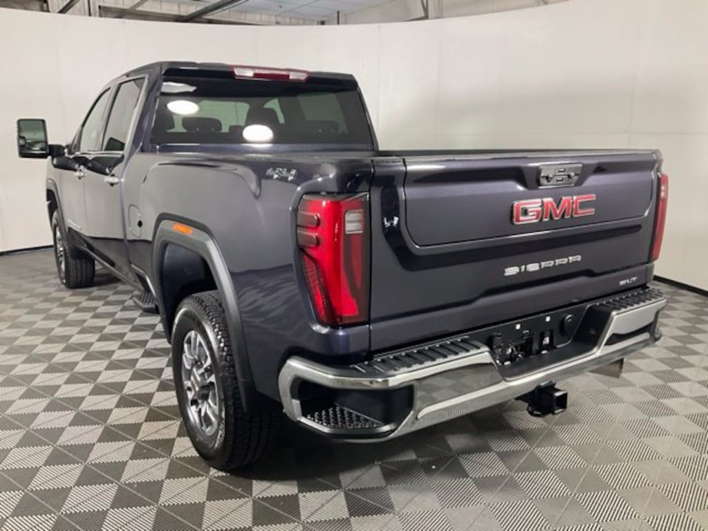 Used 2025 GMC Sierra 2500 HD SLT Truck