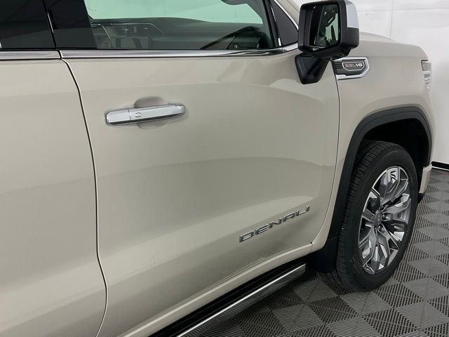 2026 GMC Sierra 1500 Denali - Photo 9