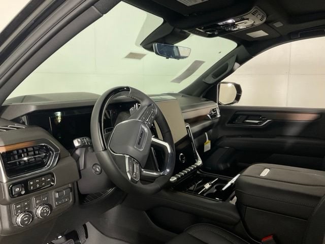 2026 GMC Yukon XL Denali - Photo 22