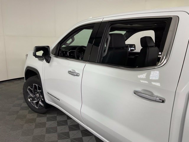 2026 GMC Sierra 1500 SLT - Photo 42