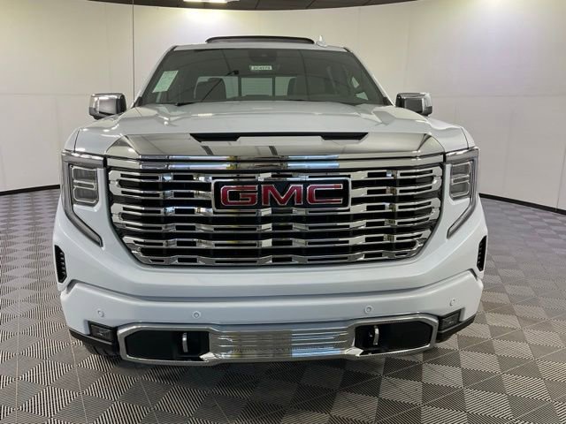 2026 GMC Sierra 1500 Denali - Photo 2