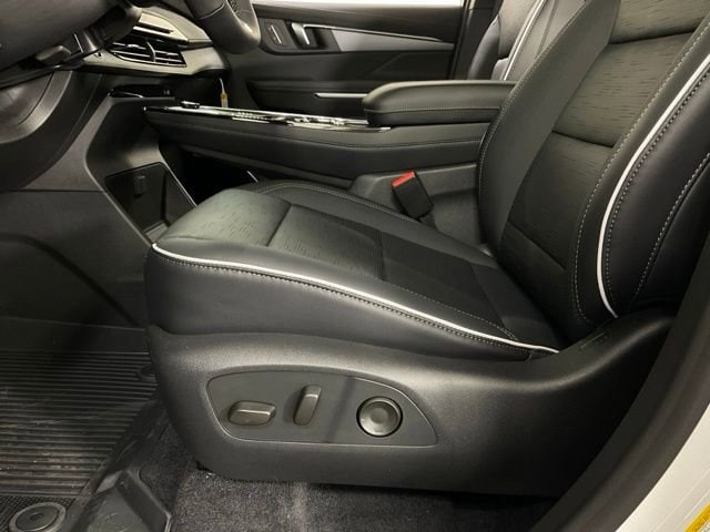 2026 Buick Enclave Sport Touring - Photo 31
