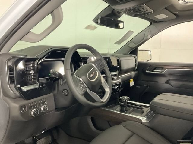 2026 GMC Sierra 1500 SLT - Photo 22