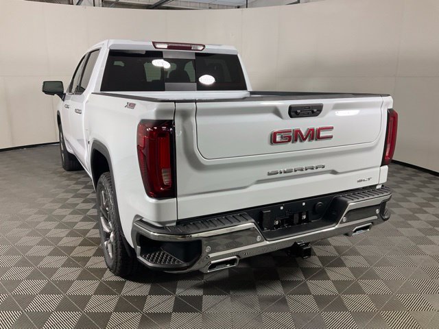 2026 GMC Sierra 1500 SLT - Photo 4