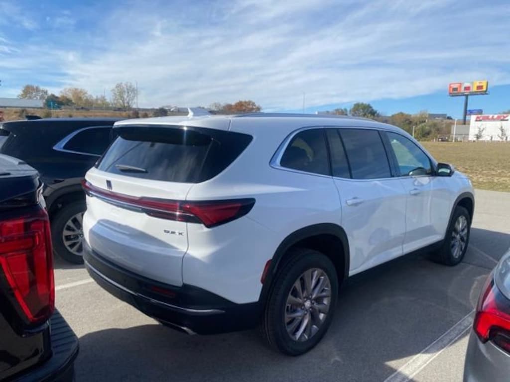 New 2026 Buick Enclave Preferred SUV