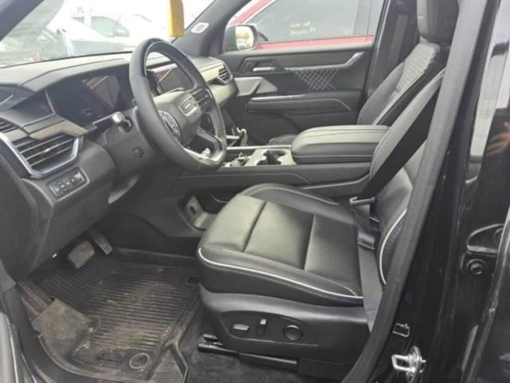 Used 2024 GMC Acadia Denali SUV