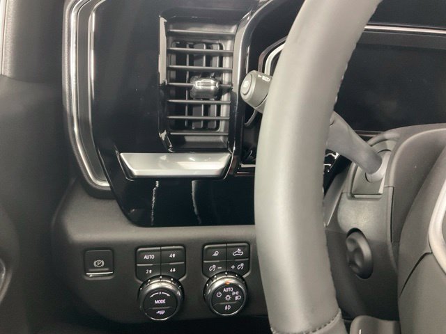 2026 GMC Sierra 1500 SLT - Photo 20