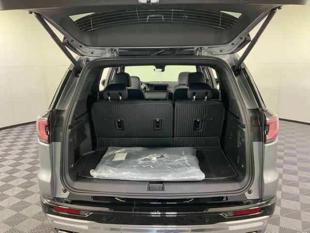 2026 GMC Acadia Denali - Photo 33