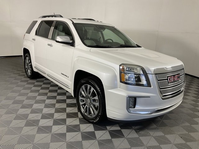 Used 2017 GMC Terrain Denali with VIN 2GKFLRE34H6333222 for sale in Fort Wayne, IN