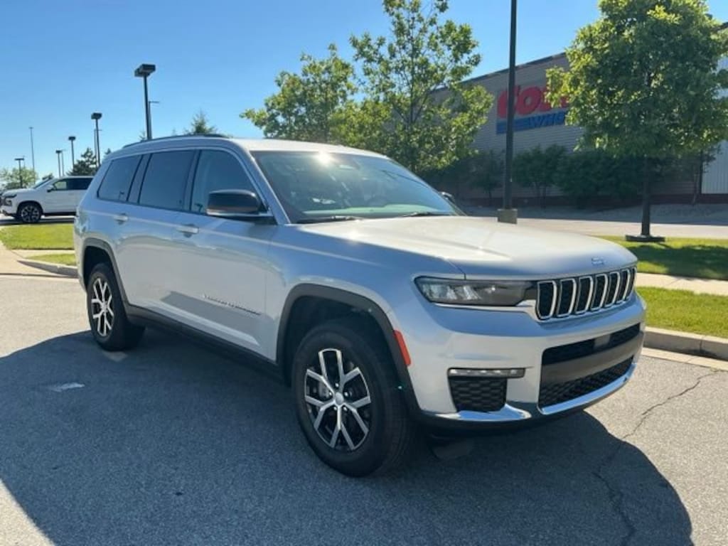 Used 2023 Jeep Grand Cherokee L Limited