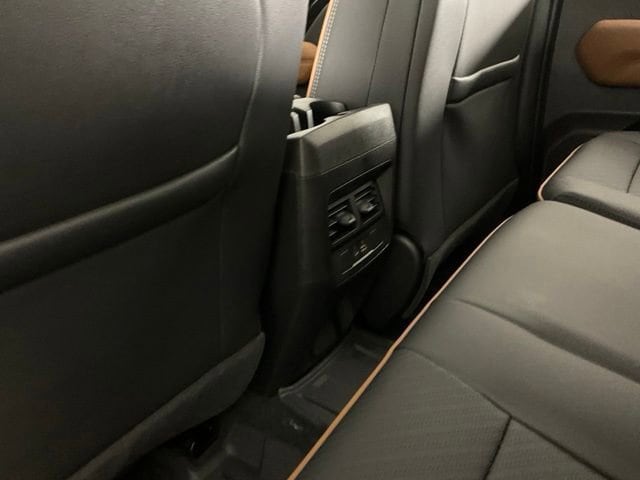 2026 GMC Canyon AT4 - Photo 18