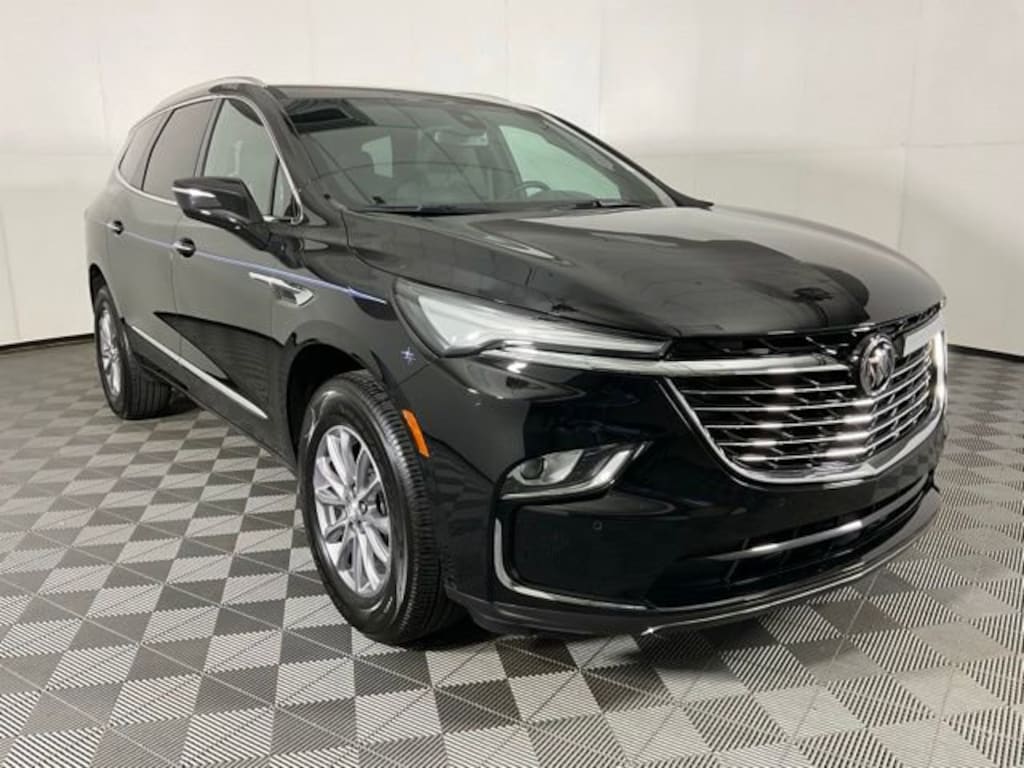 Used 2024 Buick Enclave Essence SUV