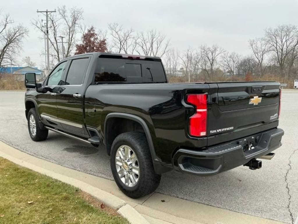 Used 2024 Chevrolet Silverado 2500 HD High Country Truck