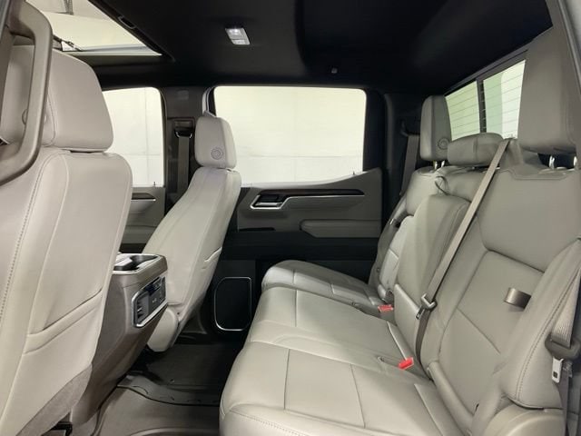 2026 GMC Sierra 1500 SLT - Photo 33