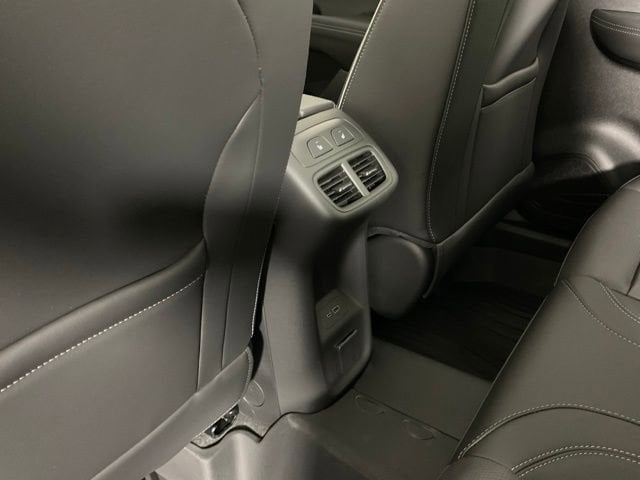 2026 Buick Envision Avenir - Photo 18
