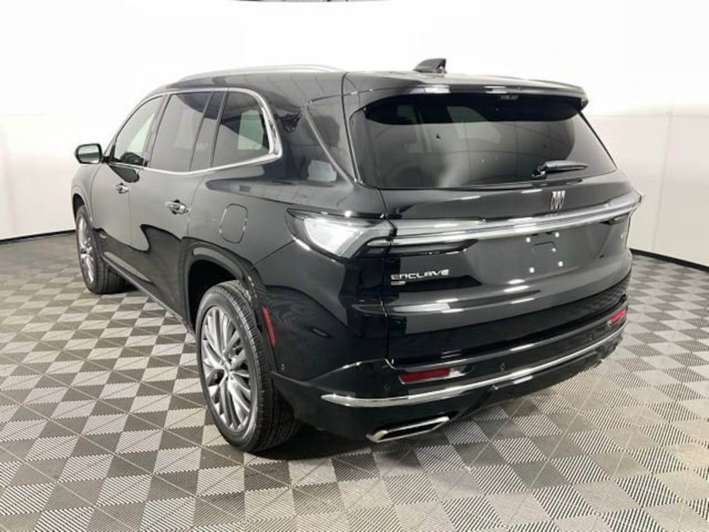 Used 2025 Buick Enclave Avenir SUV