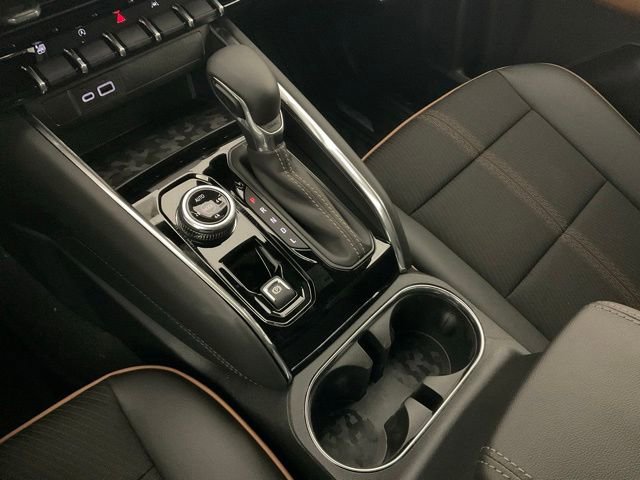 2026 GMC Canyon AT4 - Photo 14