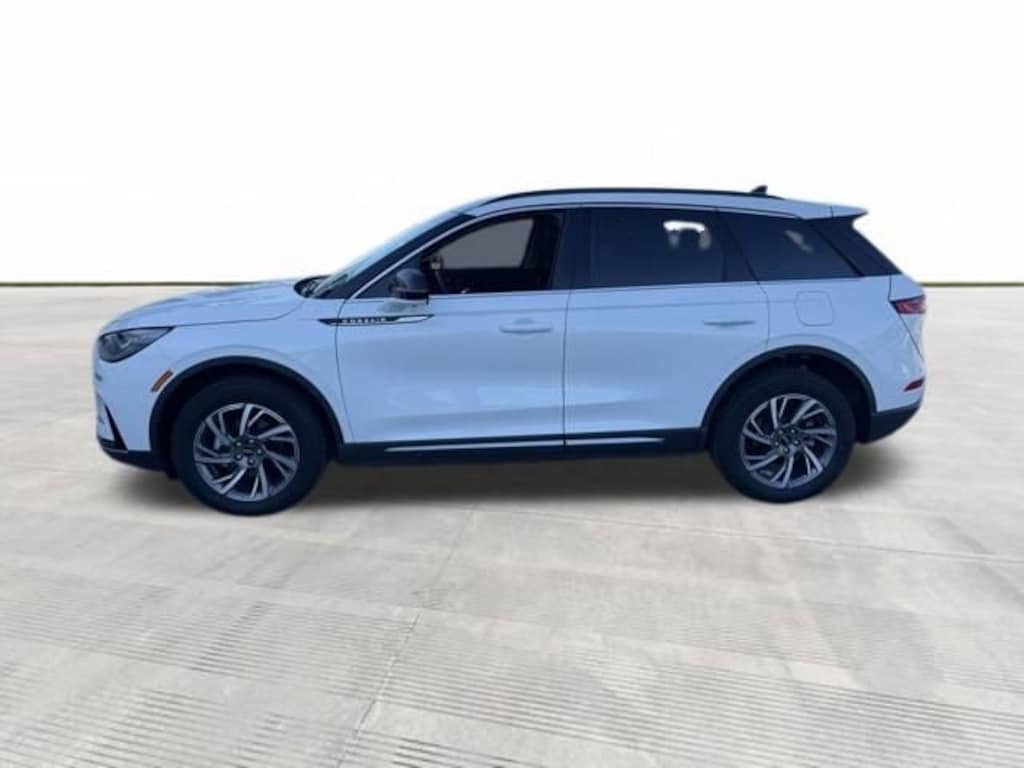Used 2025 Lincoln Corsair Premiere