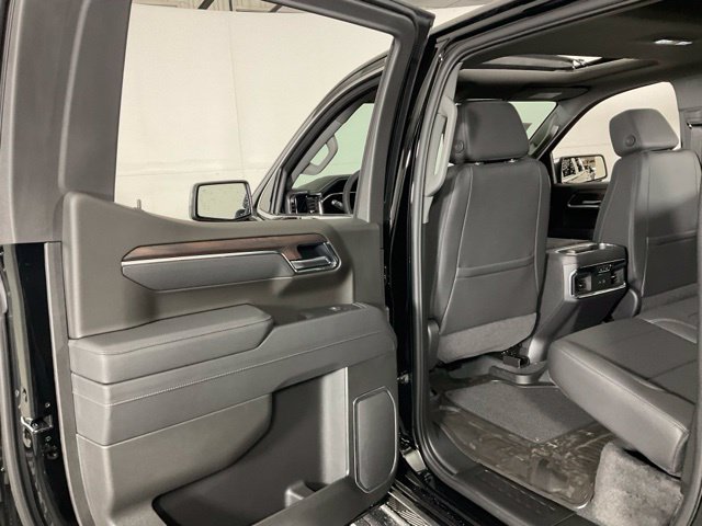 2026 GMC Sierra 1500 SLT - Photo 32