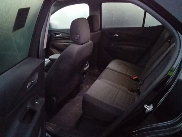 2024 Chevrolet Equinox LT photo 2