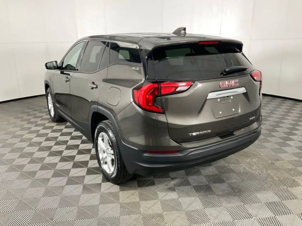 Used 2020 GMC Terrain SLE SUV