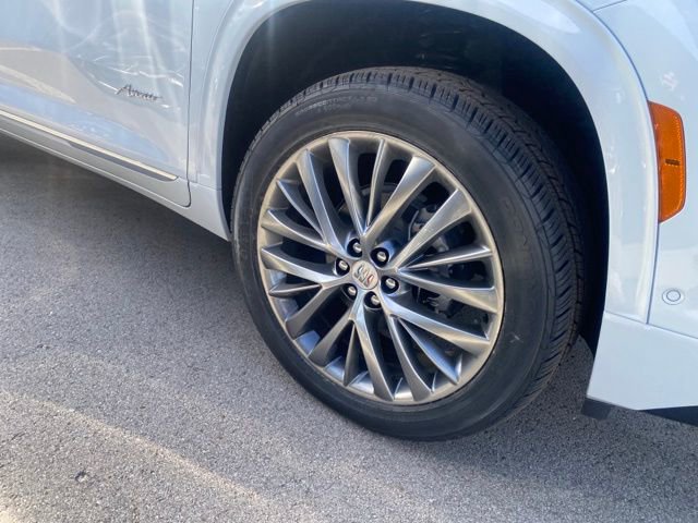 2026 Buick Enclave Avenir photo 3