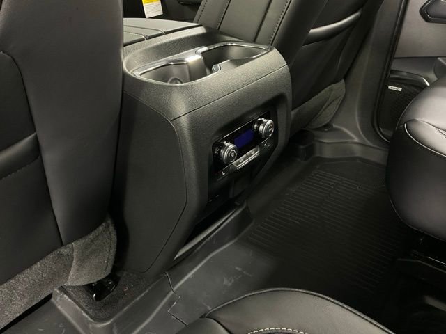 2026 GMC Acadia Elevation - Photo 19