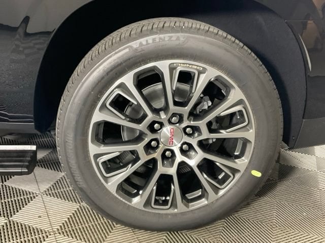 2026 GMC Yukon XL Denali - Photo 41