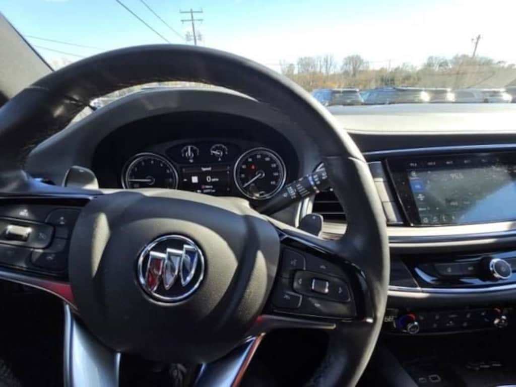 Used 2024 Buick Enclave Essence SUV