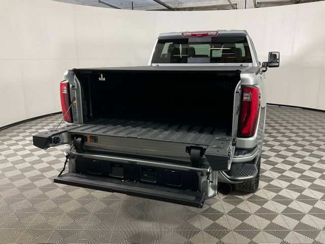 2025 GMC Sierra 3500HD Denali Ultimate - Photo 35