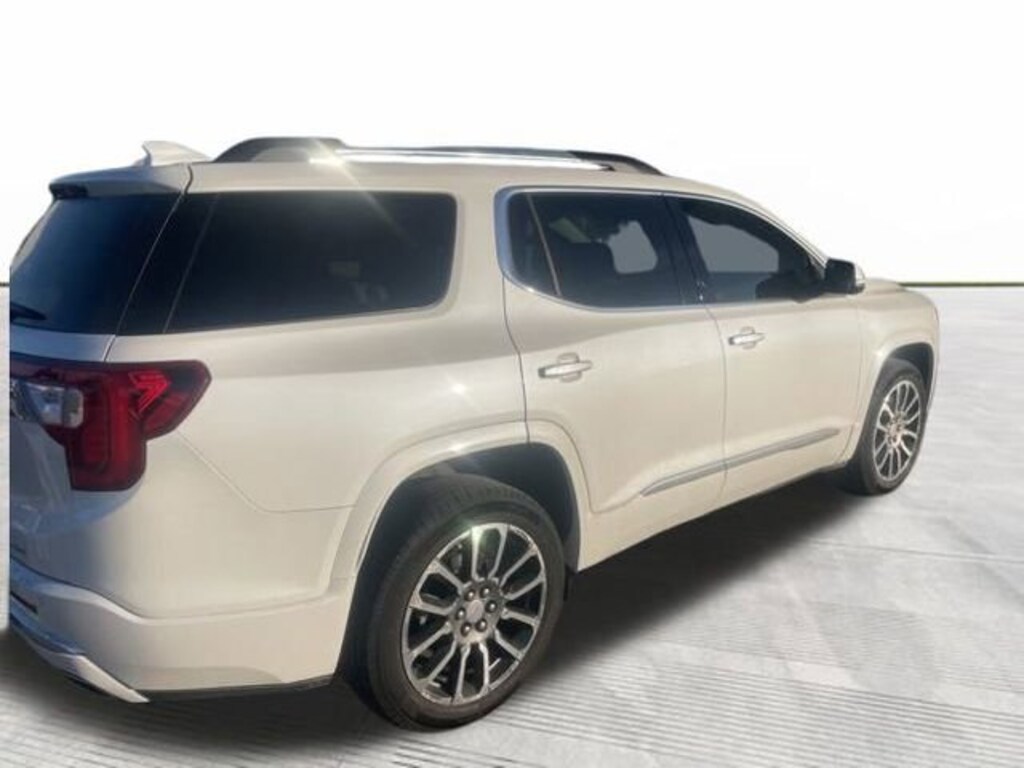 Used 2022 GMC Acadia Denali SUV