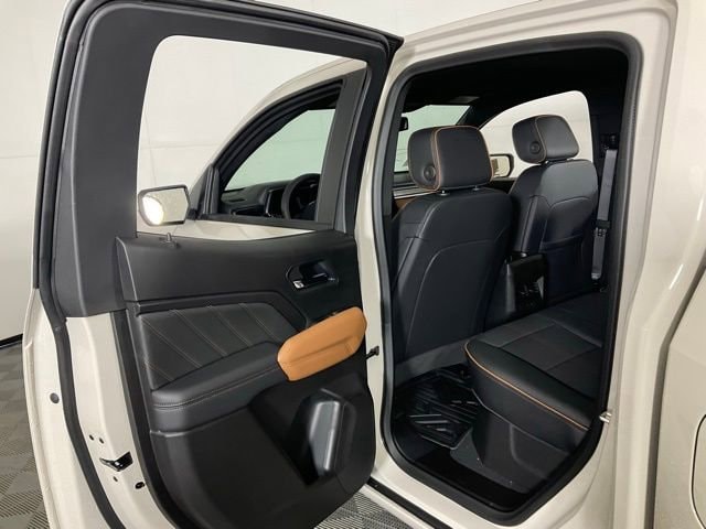 2026 GMC Canyon AT4 - Photo 32
