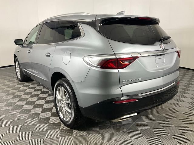 2024 Buick Enclave Premium photo 2