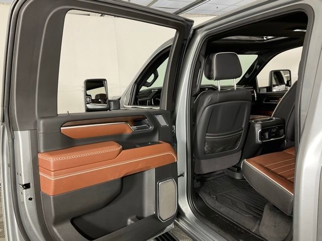 2025 GMC Sierra 3500HD Denali Ultimate - Photo 33