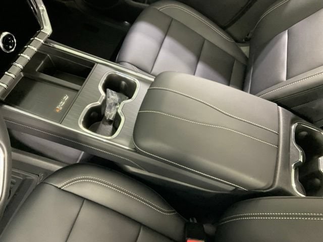 2026 GMC Acadia Elevation - Photo 21