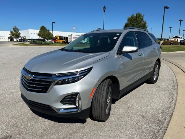 2022 Chevrolet Equinox Premier photo 3