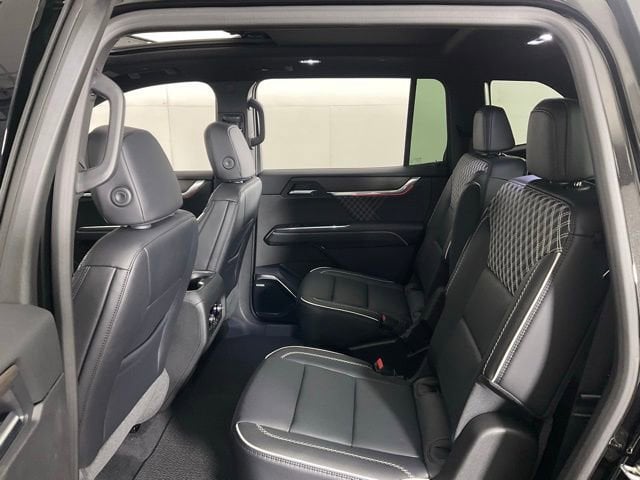 2026 GMC Acadia Denali - Photo 34