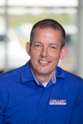 Staff member Steve Vachon from 7e44037227b2