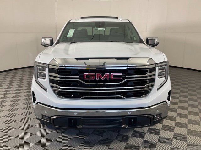 2026 GMC Sierra 1500 SLT - Photo 2