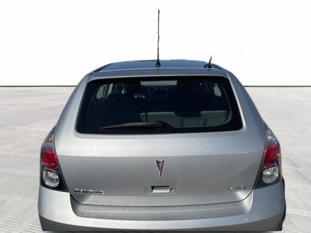 2009 Pontiac Vibe Base photo 4