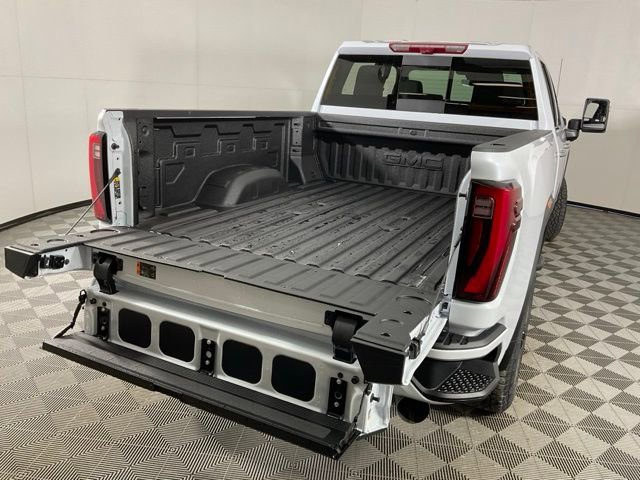 2026 GMC Sierra 3500HD Denali - Photo 31