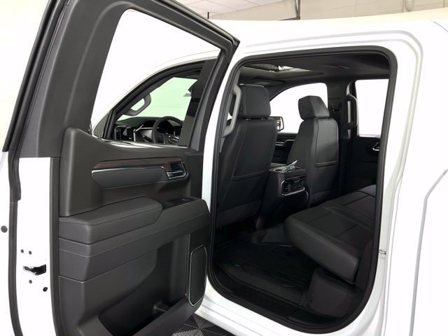 2026 GMC Sierra 1500 SLT - Photo 36