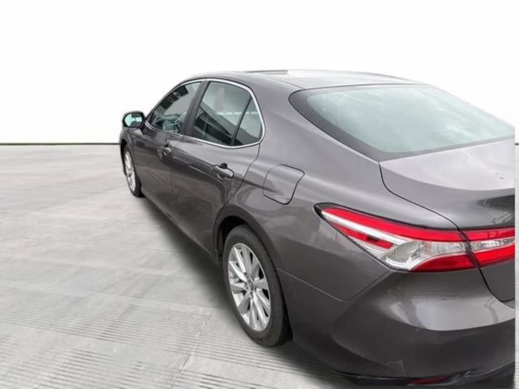 Used 2018 Toyota Camry LE