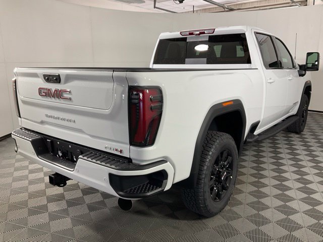 2026 GMC Sierra 2500HD AT4 - Photo 8